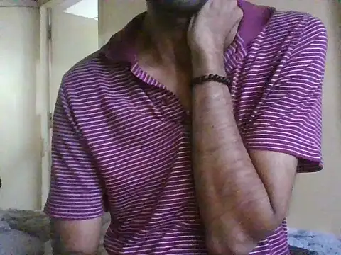 Snapshot of sub_slave_indi chatting on 11/09/25, 02:43 sub slave indi online show from 11/09/25, 02:43