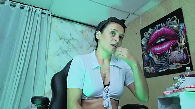 QueenSallyDesire online show from 04/13/26, 01:55