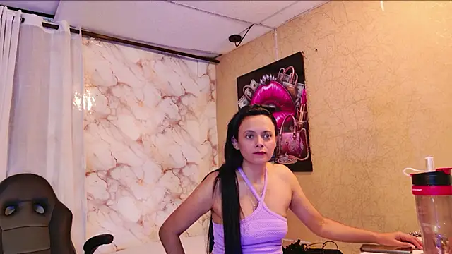 QueenSallyDesire online show from 04/24/26, 02:58