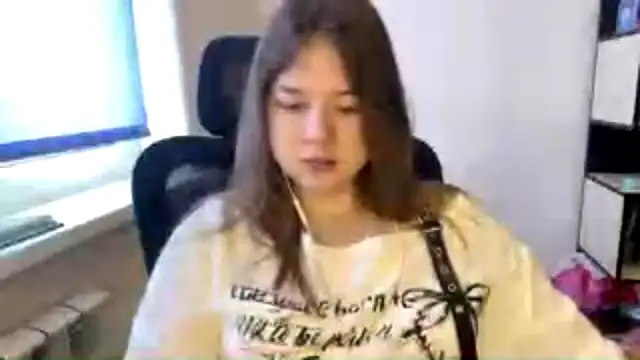 TomikoPfau online show from 03/15/26, 07:58