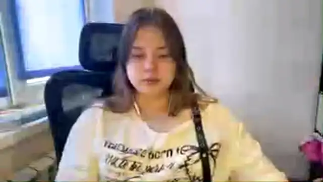 TomikoPfau online show from 03/16/26, 09:02