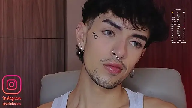 Snapshot of sr_sprinkles chatting on 03/04/26, 01:00 sr sprinkles online show from 03/04/26, 01:00