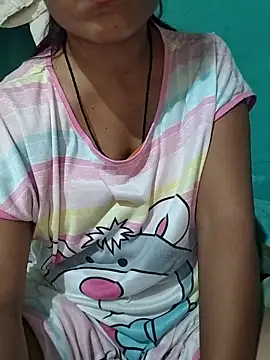 Nivya-Singh online show from 04/16/26, 06:25