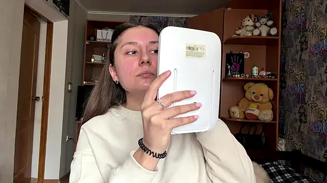 poly princess online show from 03/31/26, 11:21