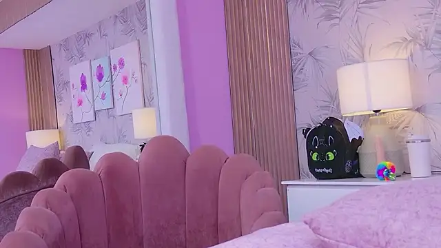 CherryTayloor online show from 04/09/26, 06:19