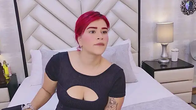 CherryTayloor online show from 04/17/26, 07:28