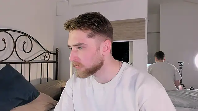 Dexter Raze online show from 04/11/26, 07:45