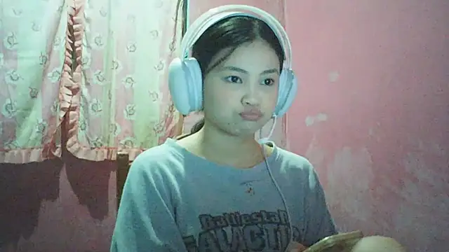 Snapshot of DessertFlower chatting on 05/11/26, 03:45 DessertFlower online show from 05/11/26, 03:45
