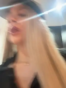 romanovanita online show from 04/13/26, 05:24