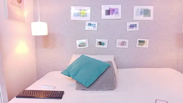 nina bae online show from 03/04/26, 08:04