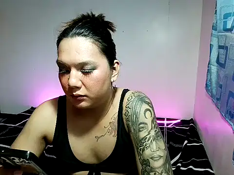 xNaughtymilesx online show from 04/28/26, 01:37