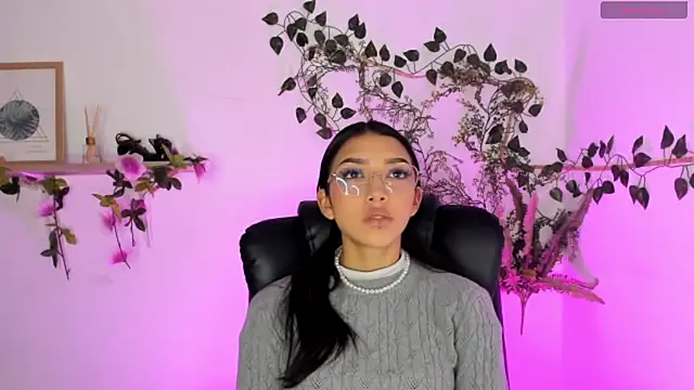 jaulyn 18 online show from 03/31/26, 12:27