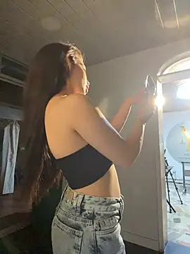 Snapshot of Mady_Pink chatting on 03/02/26, 05:08 Mady Pink online show from 03/02/26, 05:08