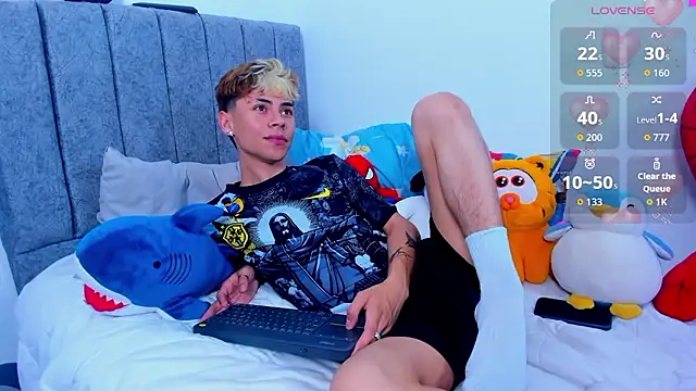 Snapshot of Callum_777 chatting on 03/04/26, 05:46 Callum 777 online show from 03/04/26, 05:46