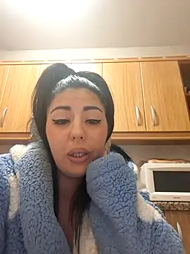 Snapshot of matrimonio005 chatting on 02/19/26, 11:12 matrimonio005 online show from 02/19/26, 11:12