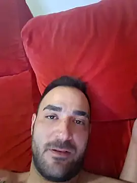 Snapshot of matrimonio005 chatting on 03/08/26, 02:04 matrimonio005 online show from 03/08/26, 02:04