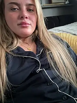 chanelbabyxx online show from 02/21/26, 01:01