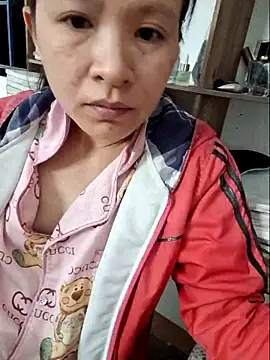 kieuqueen92 online show from 02/22/26, 12:47