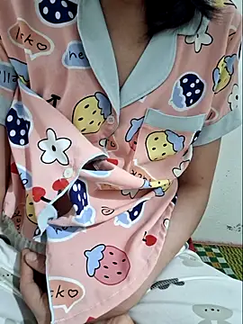 kieuqueen92 online show from 02/23/26, 02:03