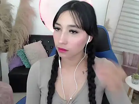 ivvoncute online show from 04/18/26, 03:54