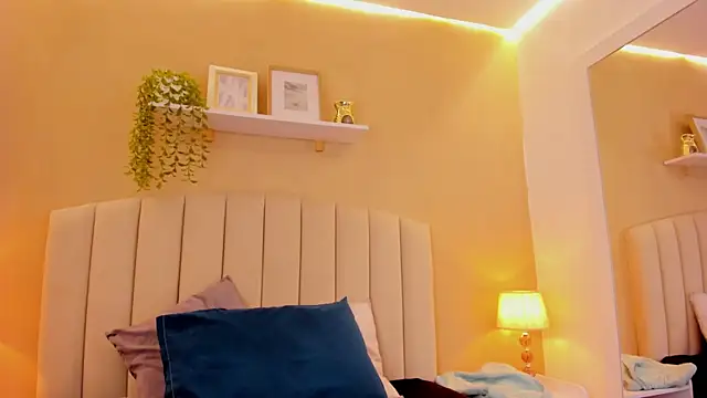 sara kitten19 online show from 03/20/26, 01:49