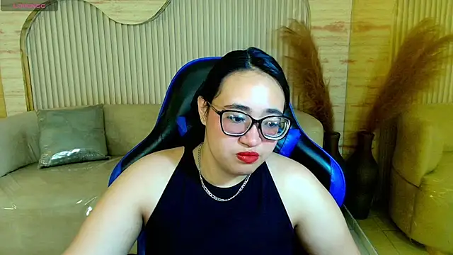 Snapshot of bunny_mich_r chatting on 02/20/26, 07:47 bunny mich r online show from 02/20/26, 07:47