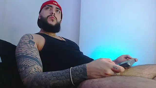 SantiagoHincapiie online show from 03/19/26, 11:20