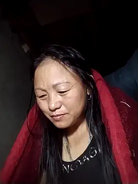 Snapshot of TiffinyDi chatting on 02/22/26, 02:24 TiffinyDi online show from 02/22/26, 02:24