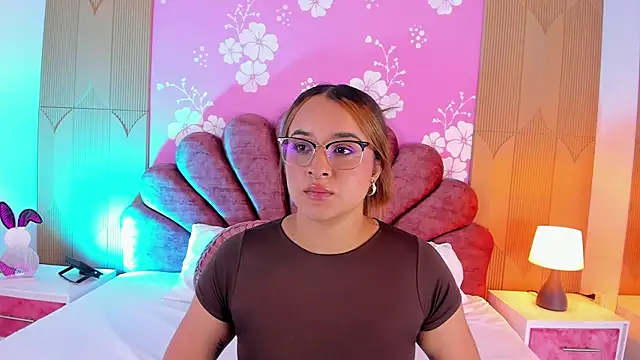 Sara colyn online show from 02/26/26, 09:03