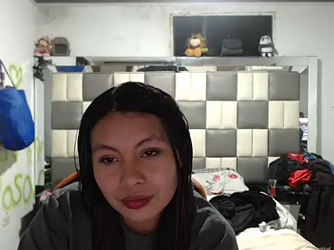 Snapshot of dulcecandy1919 chatting on 02/21/26, 04:57 dulcecandy1919 online show from 02/21/26, 04:57