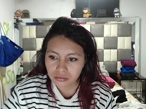 Snapshot of dulcecandy1919 chatting on 02/25/26, 03:27 dulcecandy1919 online show from 02/25/26, 03:27