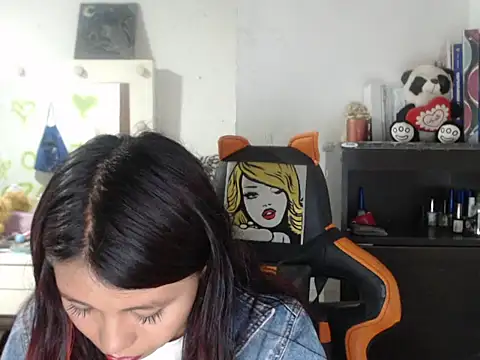 Snapshot of dulcecandy1919 chatting on 03/04/26, 03:34 dulcecandy1919 online show from 03/04/26, 03:34