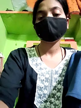 Cute aroshi online show from 03/31/26, 11:16