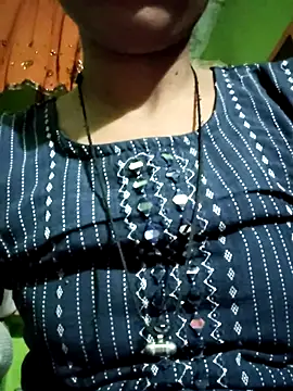 Cute aroshi online show from 05/31/26, 03:30
