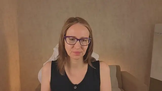 Elizabeth Andersonn online show from 04/10/26, 01:11