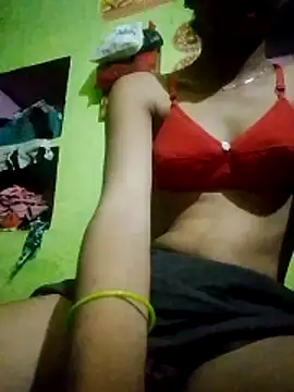 Snapshot of wifedesi7050 chatting on 05/10/26, 04:45 wifedesi7050 online show from 05/10/26, 04:45