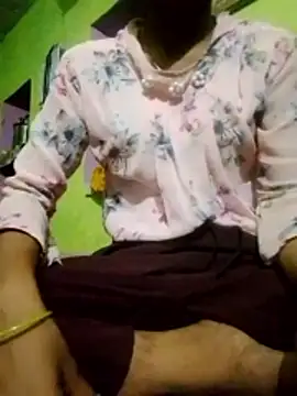 Snapshot of wifedesi7050 chatting on 05/11/26, 04:04 wifedesi7050 online show from 05/11/26, 04:04