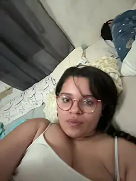 Snapshot of andrea2411 chatting on 03/01/26, 10:56 andrea2411 online show from 03/01/26, 10:56