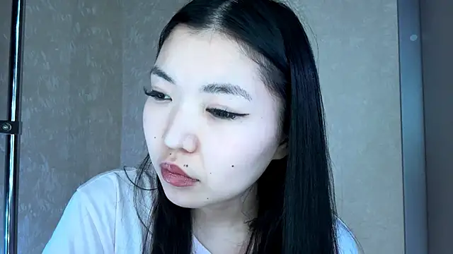 MeiMoon online show from 03/02/26, 02:57