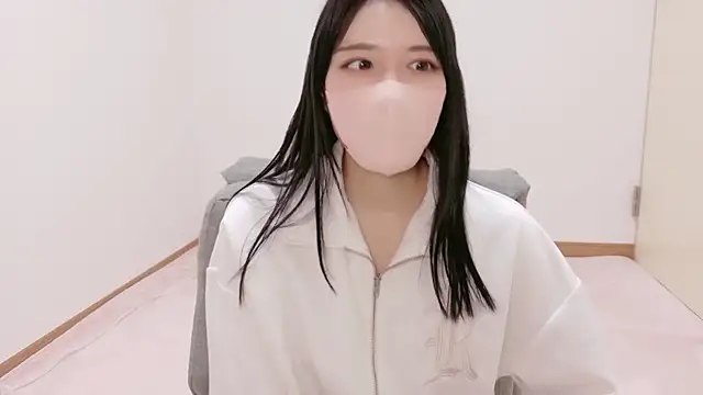 natsuka-chan online show from 05/08/26, 05:57