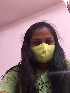 Shaliniqueen online show from 03/04/26, 10:21