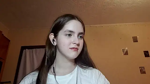 Snapshot of Katelemon chatting on 02/23/26, 12:13 Katelemon online show from 02/23/26, 12:13