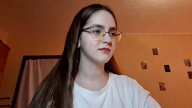 Snapshot of Katelemon chatting on 03/01/26, 12:18 Katelemon online show from 03/01/26, 12:18