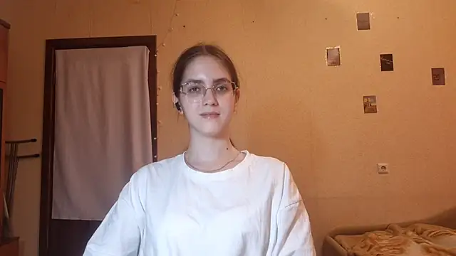 Snapshot of Katelemon chatting on 07/06/26, 03:03 Katelemon online show from 07/06/26, 03:03