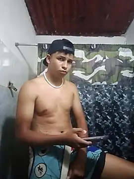 Snapshot of zeus23cm1 chatting on 02/25/26, 10:08 zeus23cm1 online show from 02/25/26, 10:08