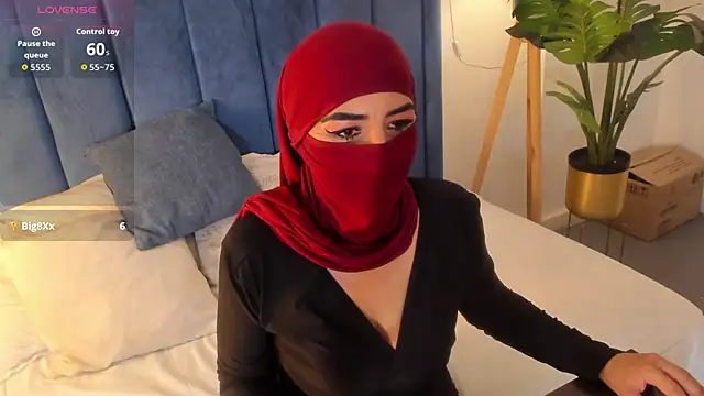  jamiila online show from 04/14/26, 06:03