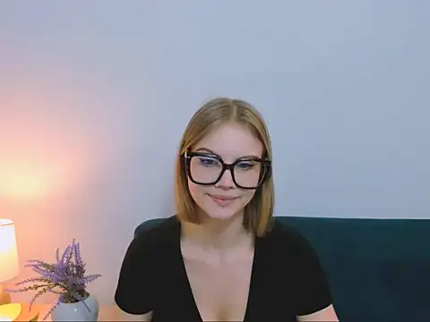 StormiSmooth online show from 03/26/26, 02:33