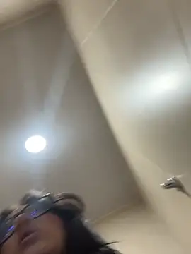 susi chimm online show from 04/14/26, 01:39