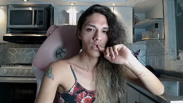 Snapshot of CrisOzzz chatting on 03/02/26, 08:48 CrisOzzz online show from 03/02/26, 08:48