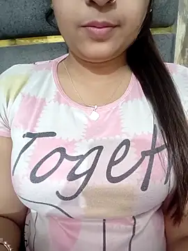 Shanaya-Hotty online show from 04/03/26, 09:35